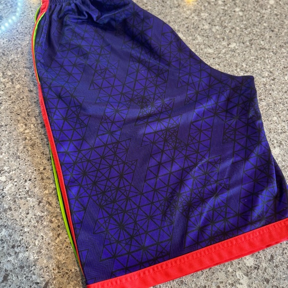 Nike Kids' Blue and Red Patterned Shorts - Picture 4 of 9